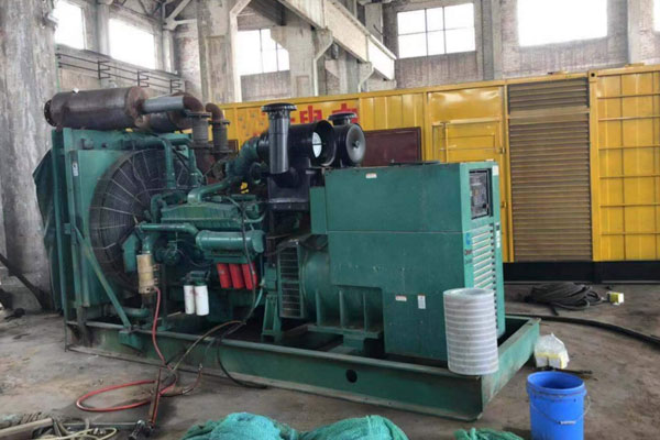 滨州发电机组的空气滤清器应该如何保养？