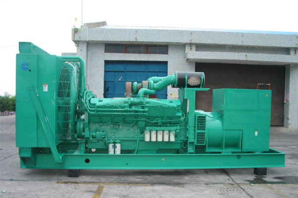 滨州工厂发电机应急发电时如何更准确地检查发电机状态？